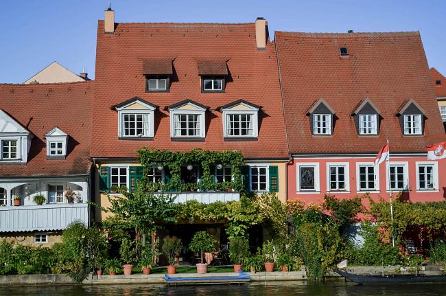 Fischerhaus in Klein Venedig. Dicht gedrängte Fachwerkbauten und winzige Gärten bestimmen das Bild dieses Stadtteils.